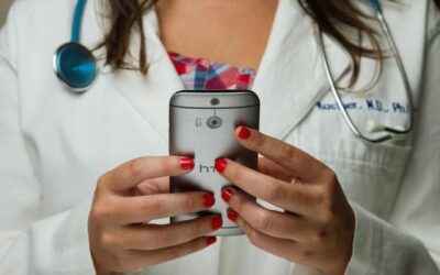 ¿Cómo Puede El Sector Salud Mejorar La Atención A Sus Pacientes A Través De La Tecnología?